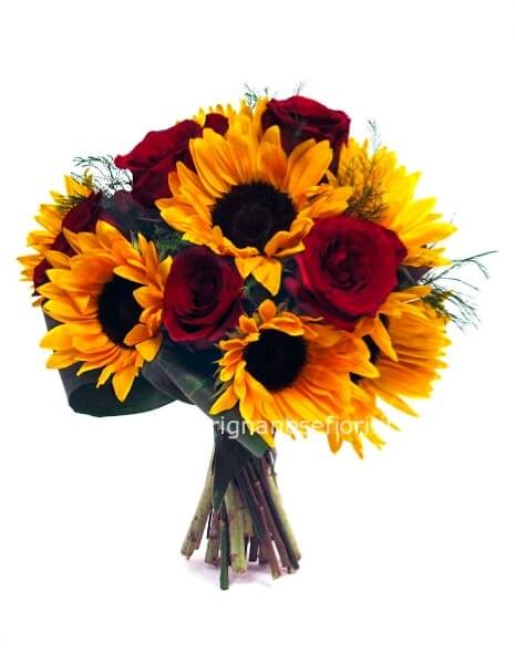 Bouquet di girasoli e rose rosse